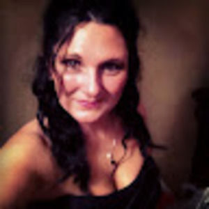 Meet your Posher, Holly